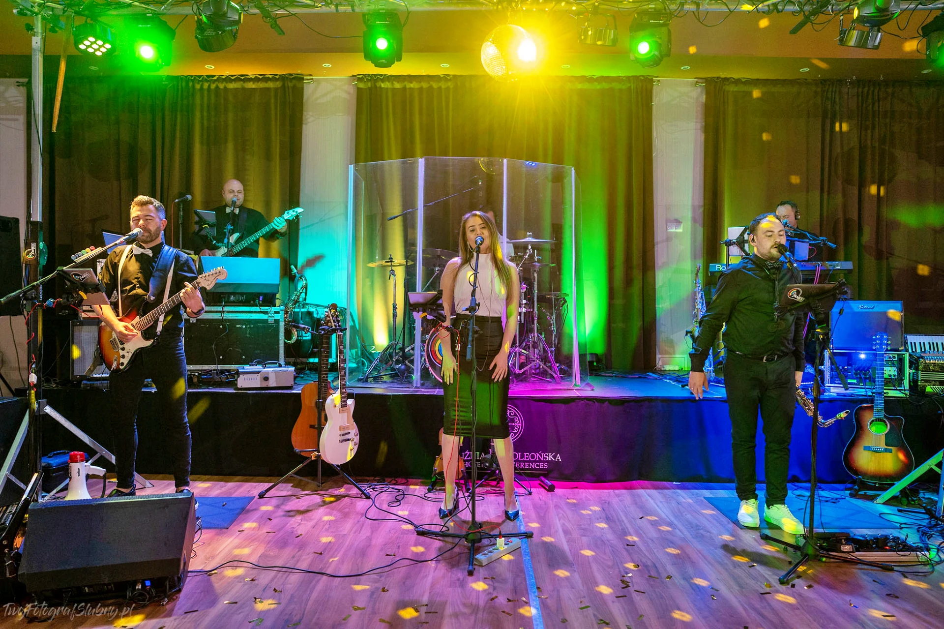Zdjęcie z galerii Anex Band 2